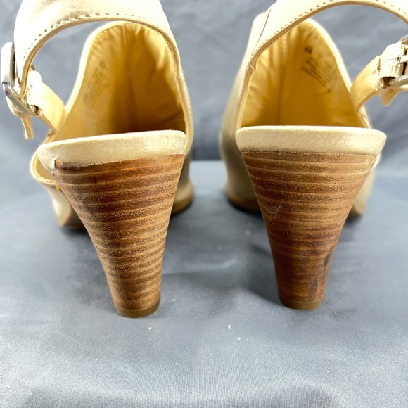 Naturalizer N5 Open Toe Tan Heels Size 9 - Picture 9 of 10